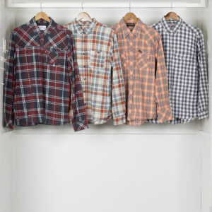 four man cotton vintage levis, lee, wrangler shirts with checked pattern and long sleeves