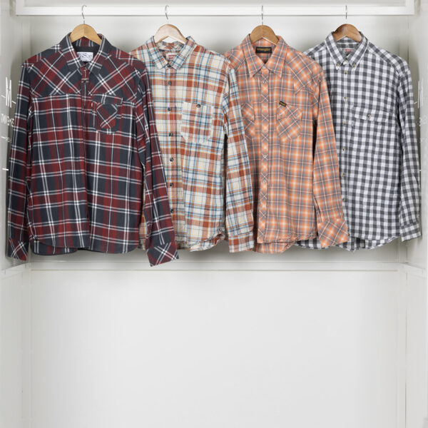 four man cotton vintage levis, lee, wrangler shirts with checked pattern and long sleeves